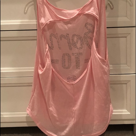 Open back tank top - Picture 2 of 5